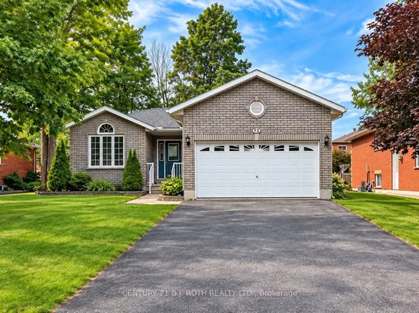 872 Dominion Ave, Midland, ON L4R 5K8
