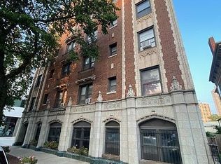 5129 S Harper Ave, Chicago, IL 60615