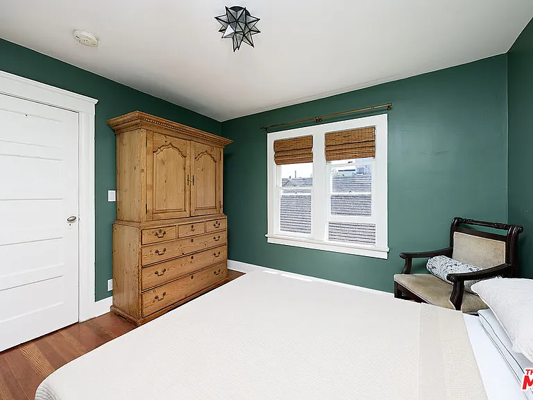 34 Park Ave — Photo 31
