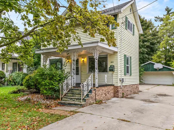 460 Nicolet Blvd, Menasha, WI 54952