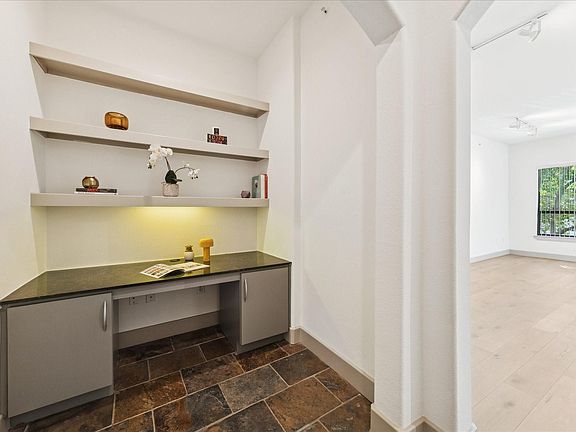 3rd image of 1901 Post Oak Blvd APT 2203