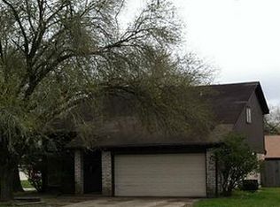 6607 Feather Creek Dr, Houston, TX 77086