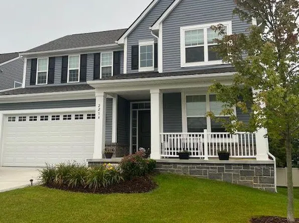 2214 Old Novi Rd, Novi, MI 48377