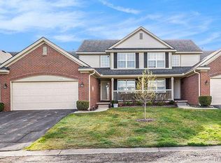 6421 Club Ct W, Grand Blanc, MI 48439