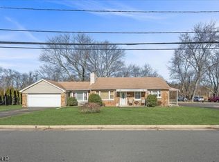 831 Huff Ave, Manville, NJ