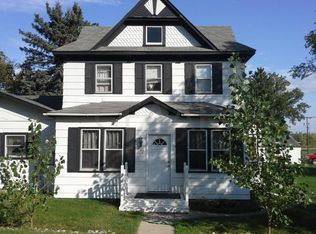 315 Broadway, Michigan, ND 58259