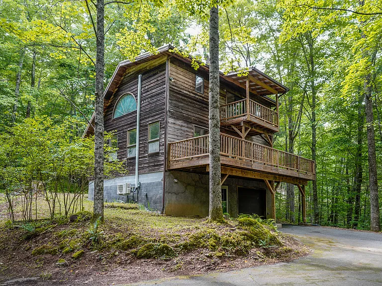 480 Wingfield Way — Photo 3