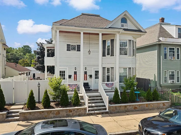 616 Hevey St — Photo 2