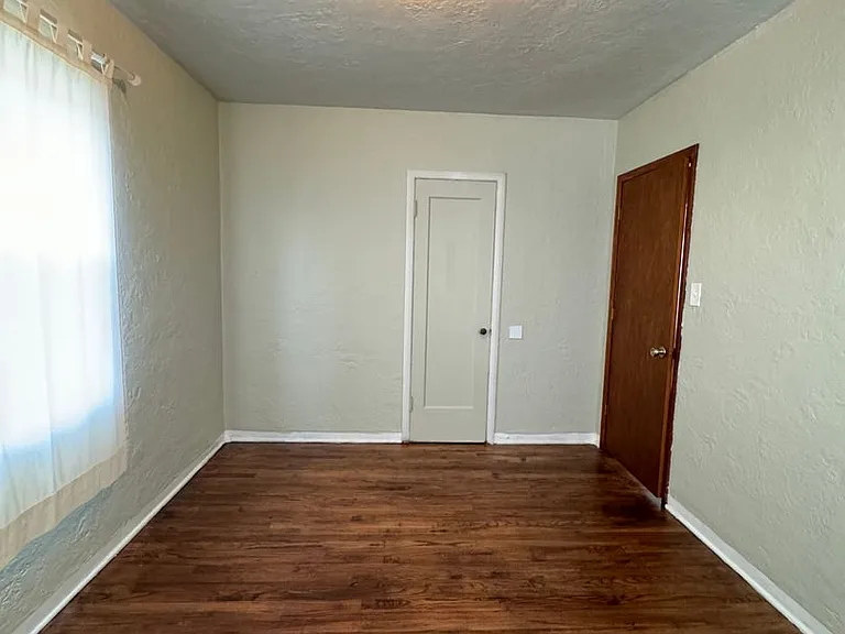 2530 Gettle St — Photo 13