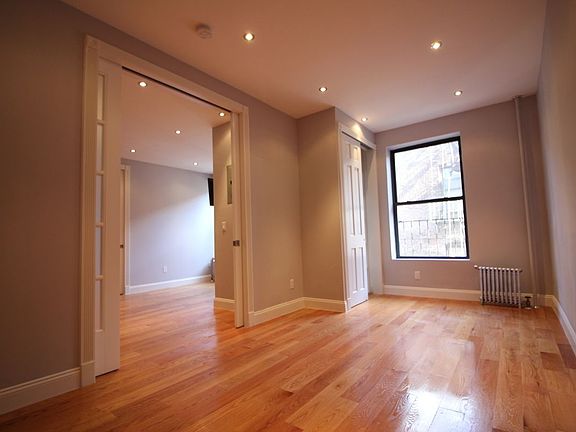 2nd image of 854 W 180th St APT 5H