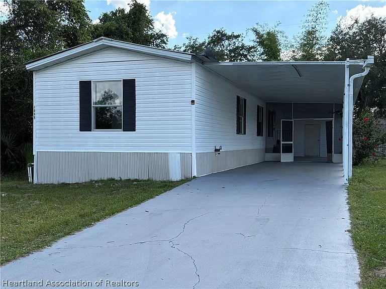 6635 Old Orchard Ave — Photo 1