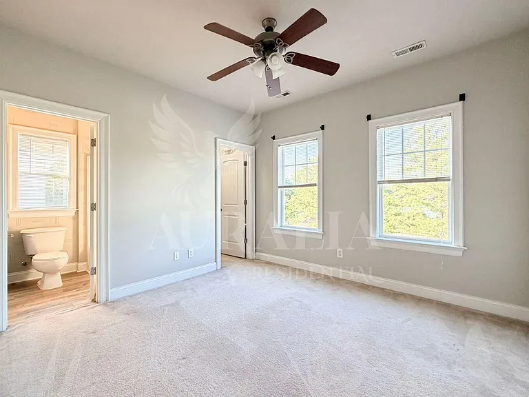 7754 Acc Blvd — Photo 23