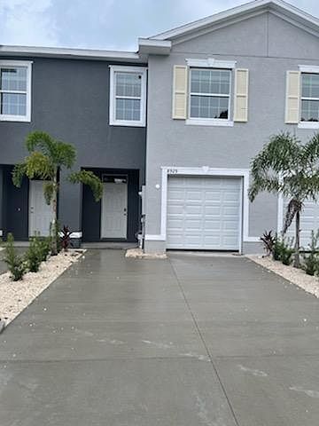 2nd image of 8900 Rookwood Ct