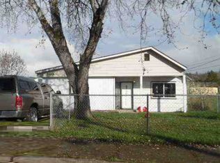 53 E Main St, Lowell, OR 97452