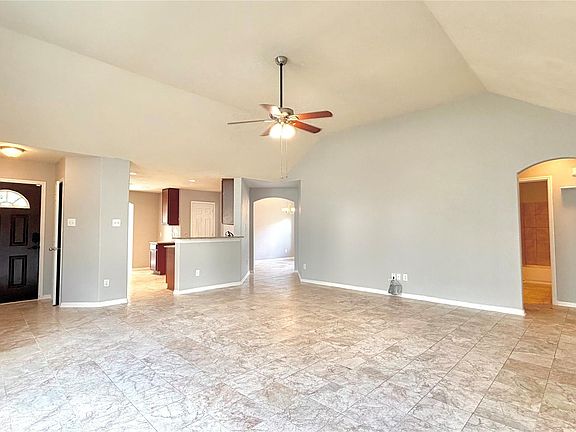 3rd image of 2102 Indian Clearing Trl