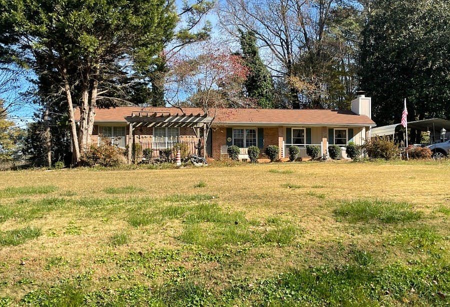1st image of 488 Creek View Dr