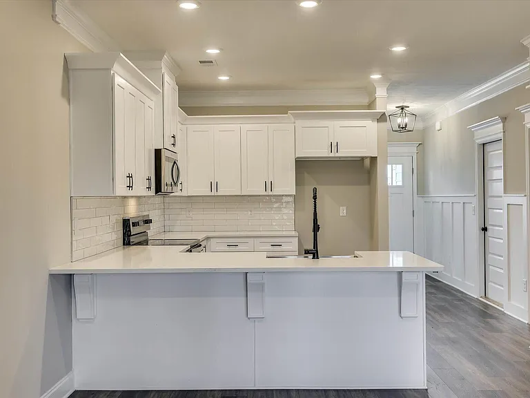 1122 Jolly Ln — Photo 8