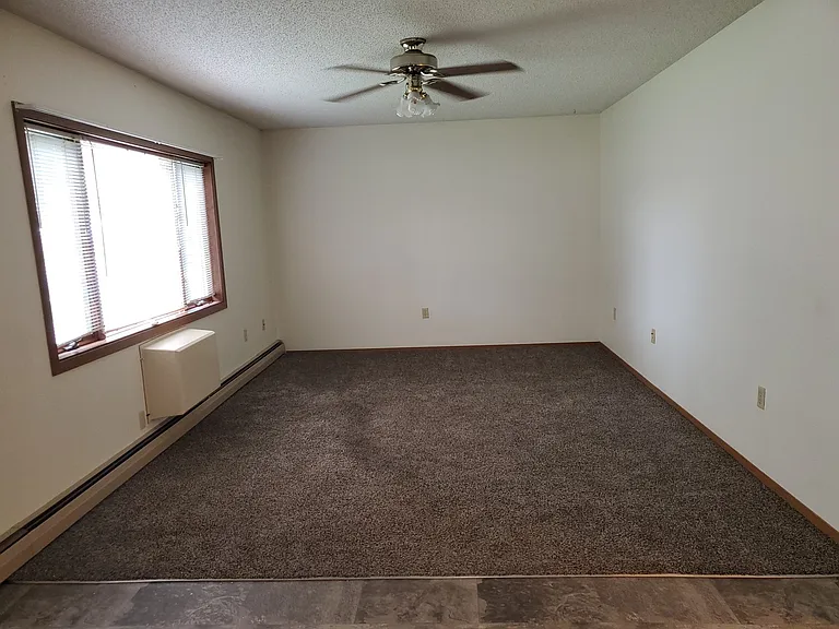 800-812 S Sherman Ave #1208 — Photo 3