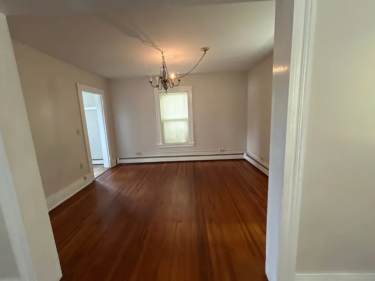 5851 S Elm Ave — Photo 2
