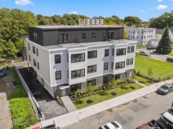 52 Withington St #6, Dorchester, MA 02124