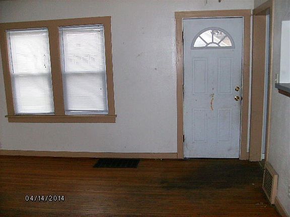 2nd image of 1615 N Winnebago St