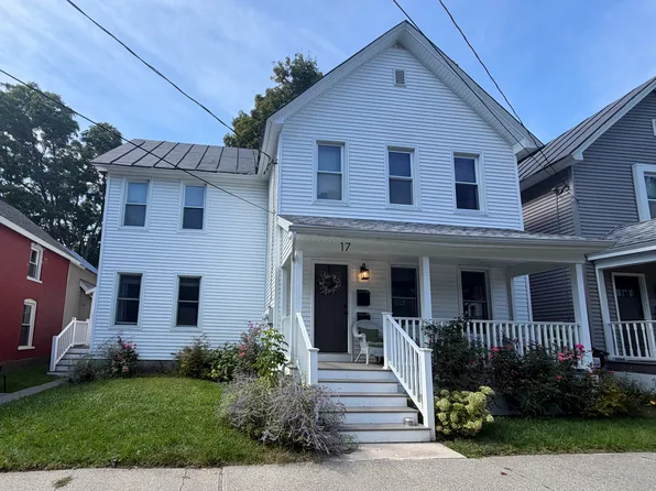 17 Granite St Floor 1, Saratoga Springs, NY 12866