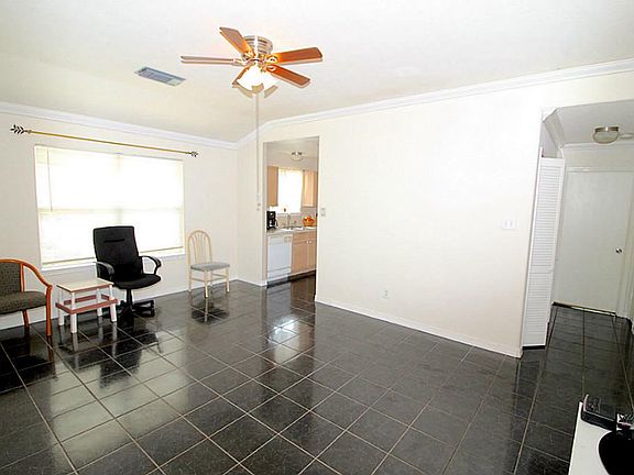 2nd image of 13107 Willow Landing Ln