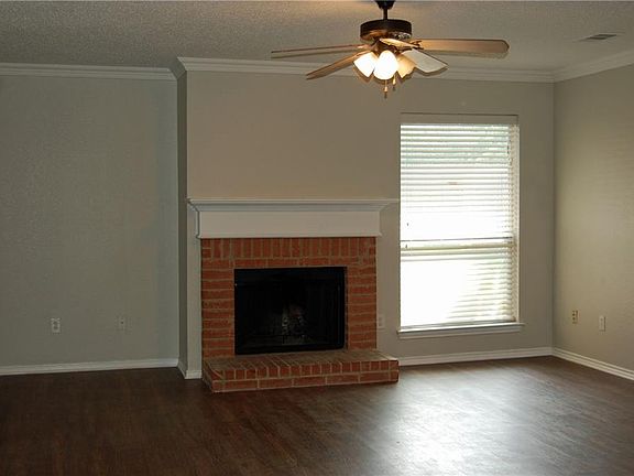 3rd image of 509 Blueberry Hill Ln