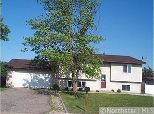 101 Hope Ave, Jordan, MN 55352