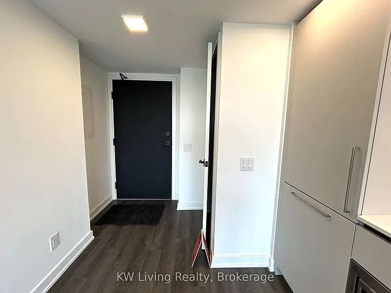609 Sherbourne St #1209 — Photo 3