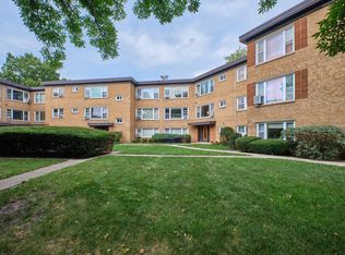 6811 N Northwest Hwy, Chicago, IL 60631