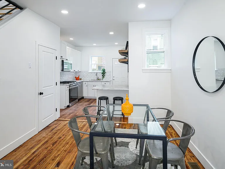 1424 S Marston St — Photo 8