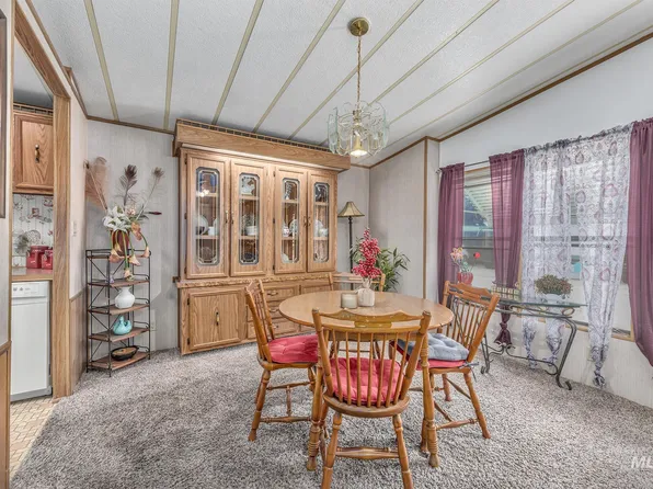 2701 N Alder Dr Trailer 77, Fruitland, ID 83619