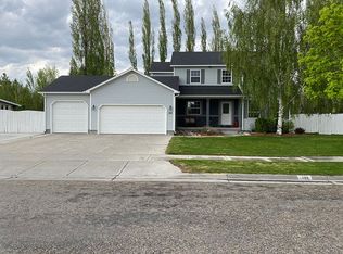 188 Cobblestone Ln, Idaho Falls, ID 83404