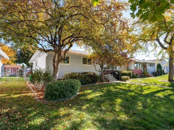2524 N Wall St, Spokane, WA 99205