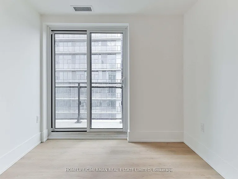 206 King St W #Penthouse 1 — Photo 29