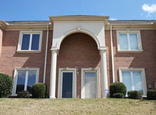 1574 Kirby Pkwy, Memphis, TN 38120