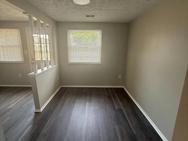 5752 Charstone Ct — Photo 8