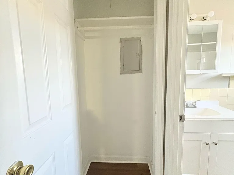 451 Main St #4A4 — Photo 11