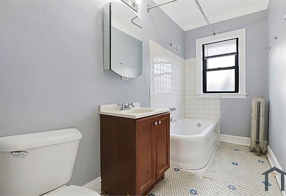 5th image of 7959 S Paulina St