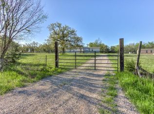 2700 Glyna Ln, Guthrie, OK 73044