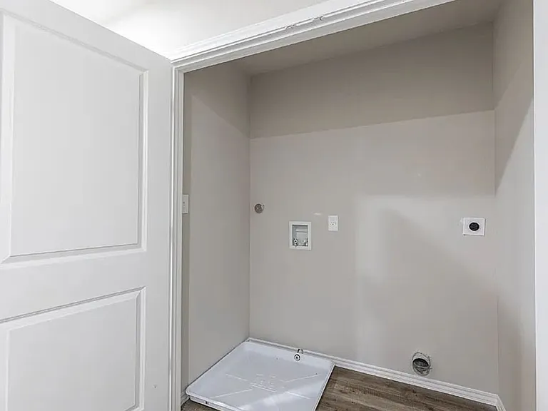 169 Damon Dr — Photo 25