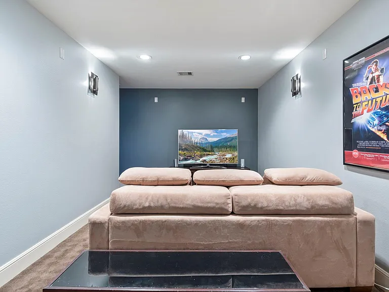 18918 Villa Bergamo Ln — Photo 25