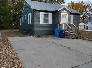 210 S Elmwood Ave, Sioux Falls, SD 57104