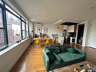 Rented by Space Link Realty