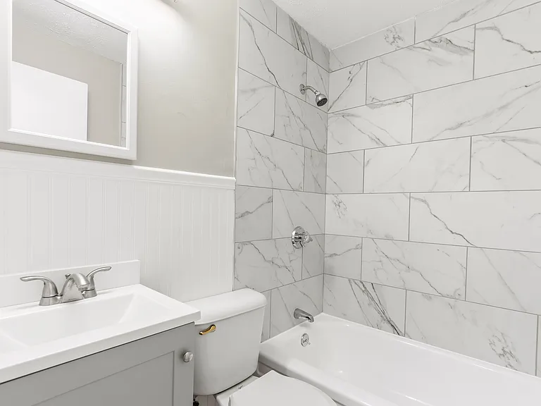3 Elaine St #33 — Photo 18