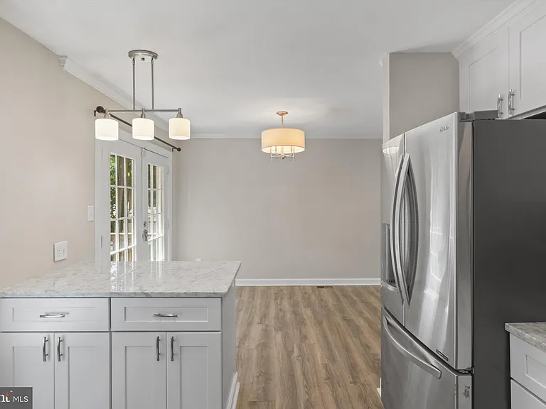 8583 Tyrolean Way — Photo 8