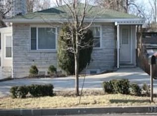 1735 Old Paris Rd, Lexington, KY 40505