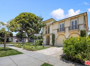 314 N Palm Dr, Beverly Hills, CA 90210