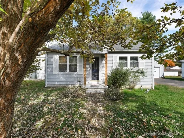 490 Thomas Street, Scottsburg, IN 47170